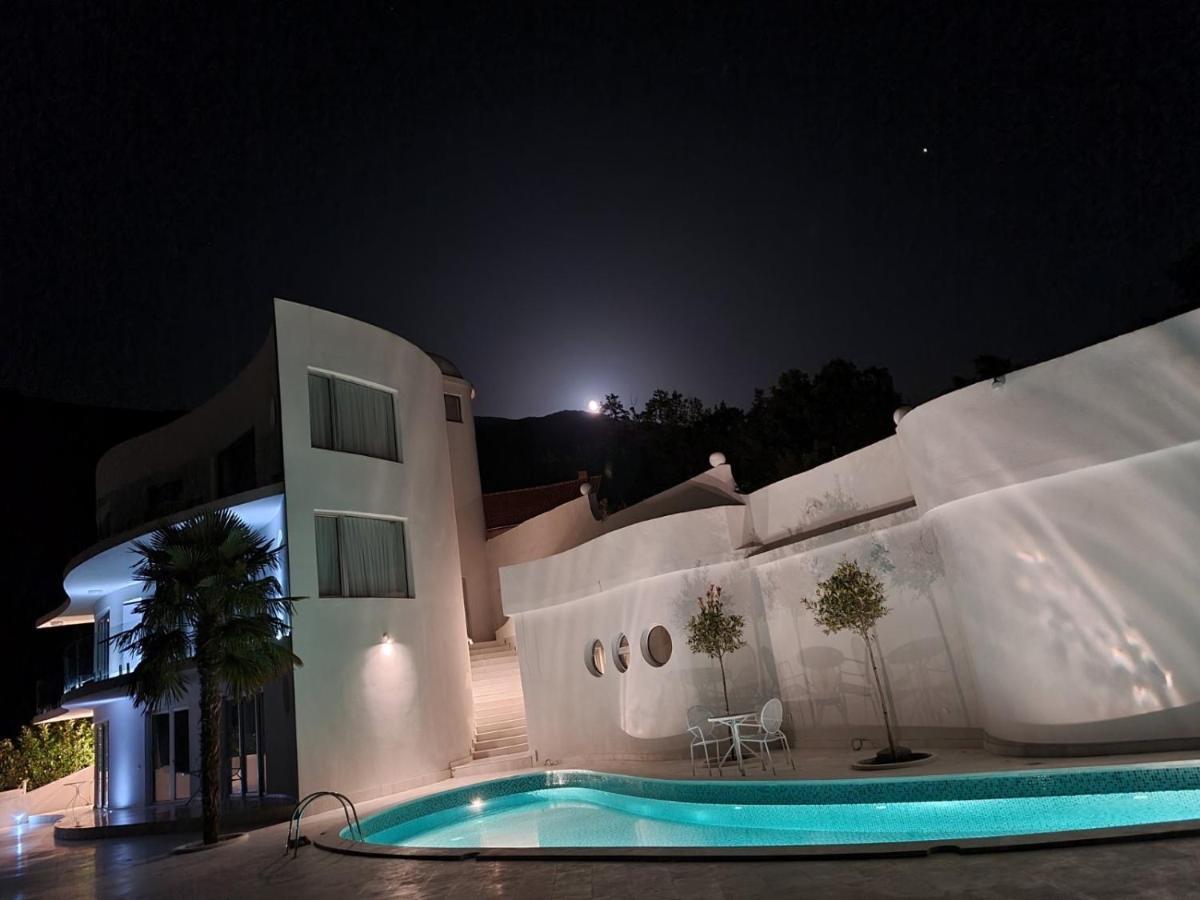 Villa Bella Ohrid Bagian luar foto